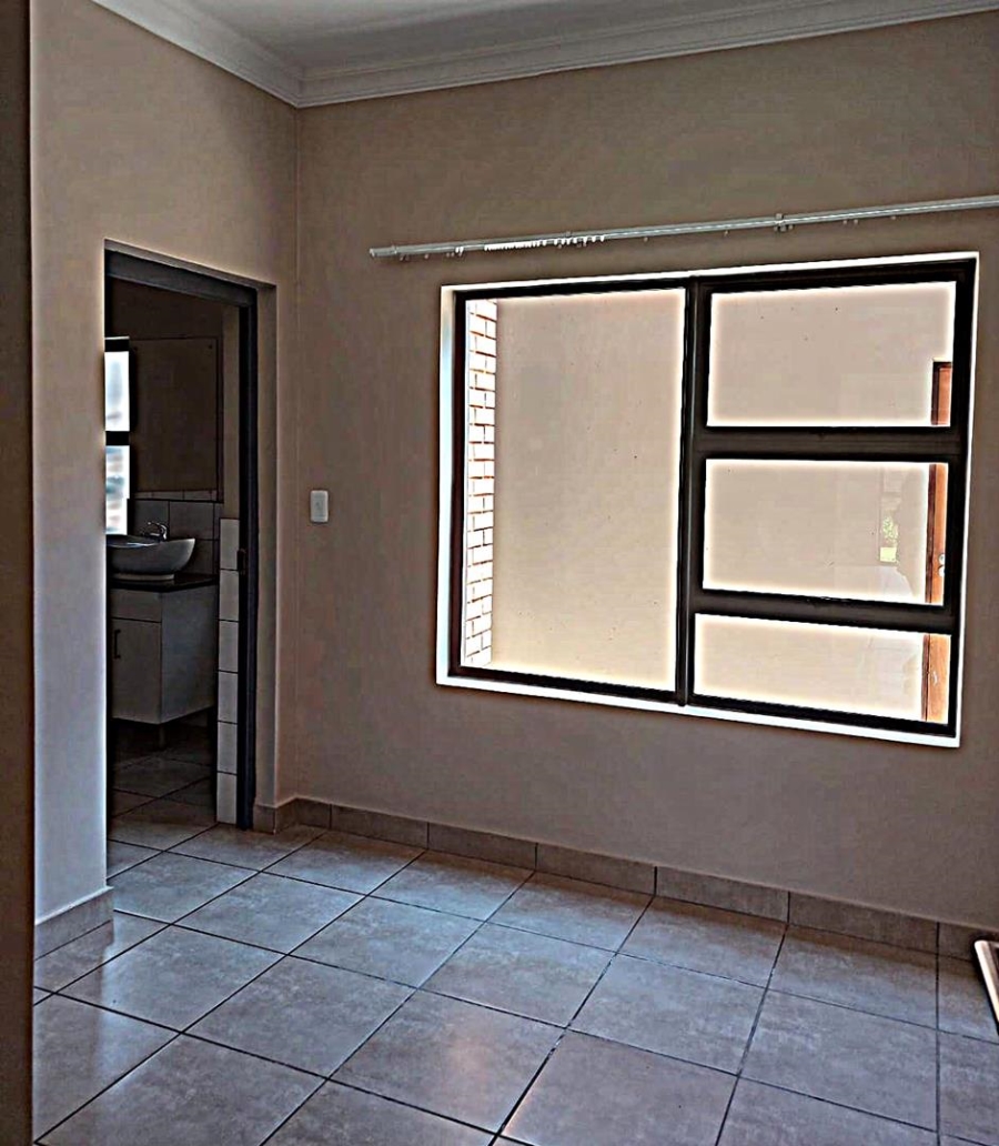 To Let 2 Bedroom Property for Rent in Montana Gauteng