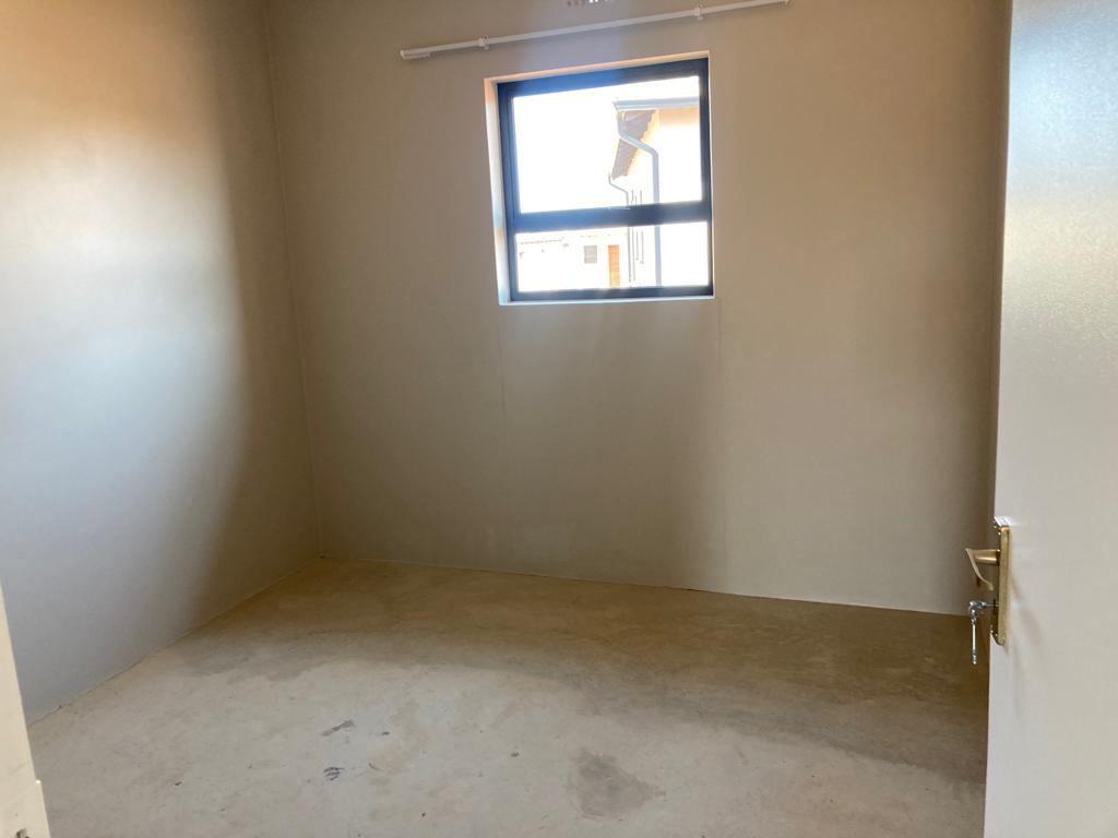 3 Bedroom Property for Sale in Clayville Gauteng