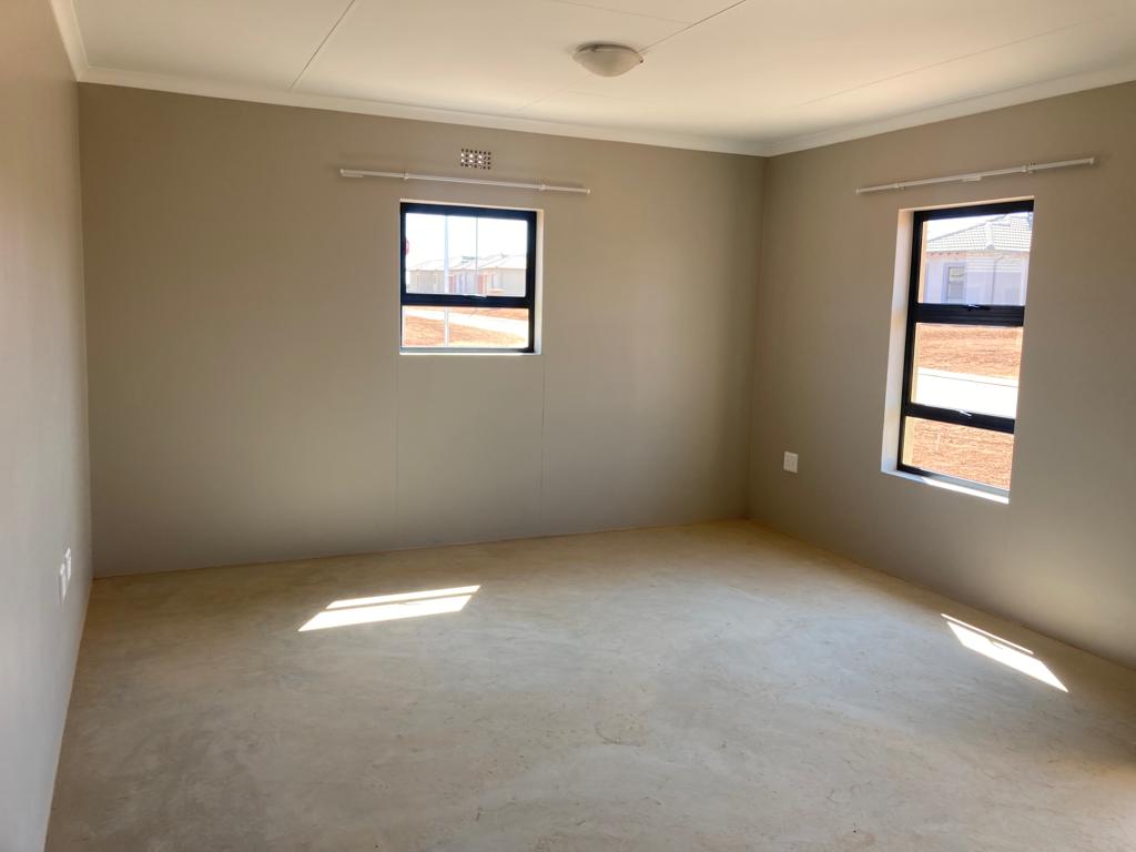 3 Bedroom Property for Sale in Clayville Gauteng