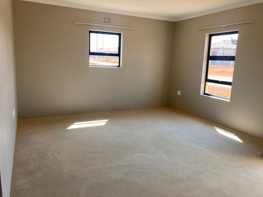 3 Bedroom Property for Sale in Clayville Gauteng