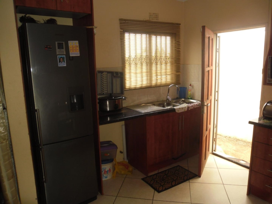 To Let 3 Bedroom Property for Rent in Roodekop Gauteng