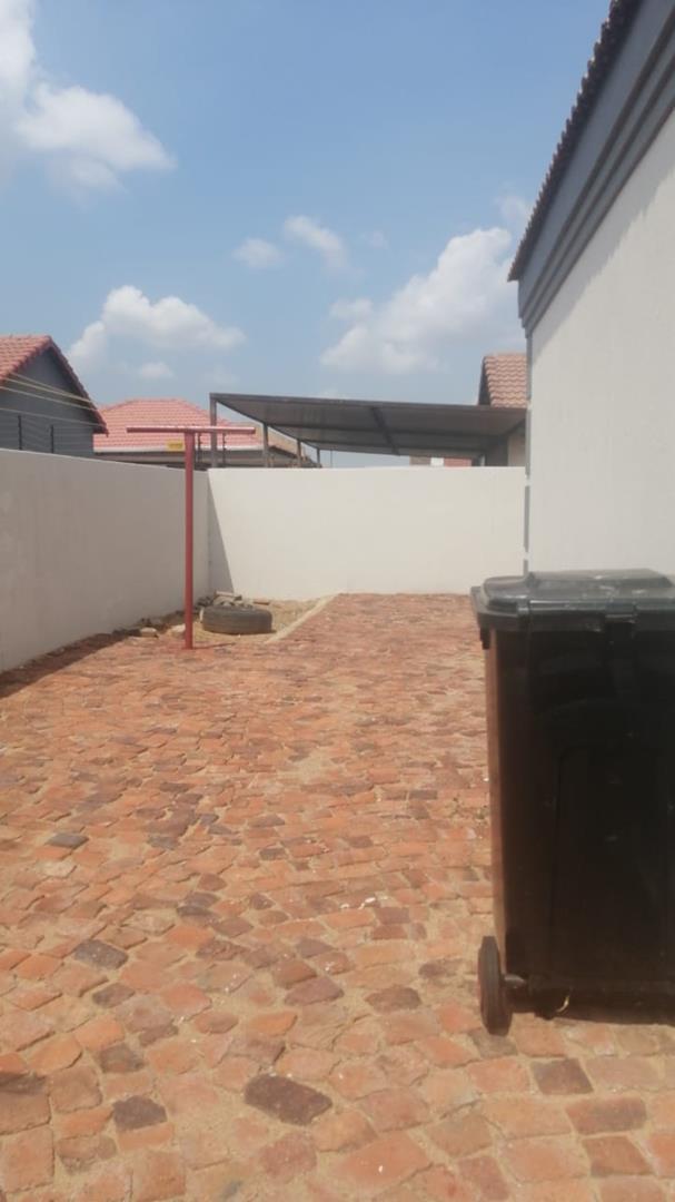 To Let 3 Bedroom Property for Rent in Roodekop Gauteng