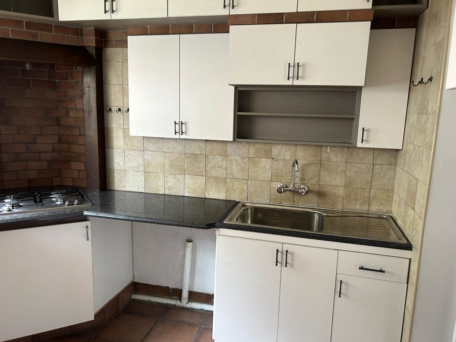 To Let 3 Bedroom Property for Rent in New Redruth Gauteng