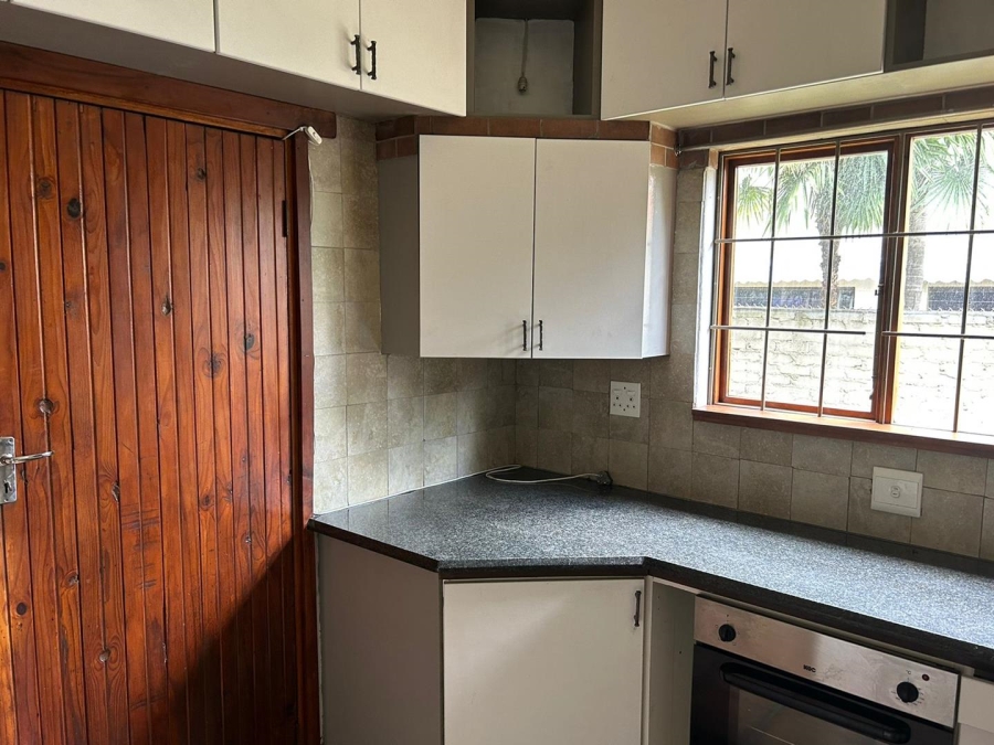 To Let 3 Bedroom Property for Rent in New Redruth Gauteng