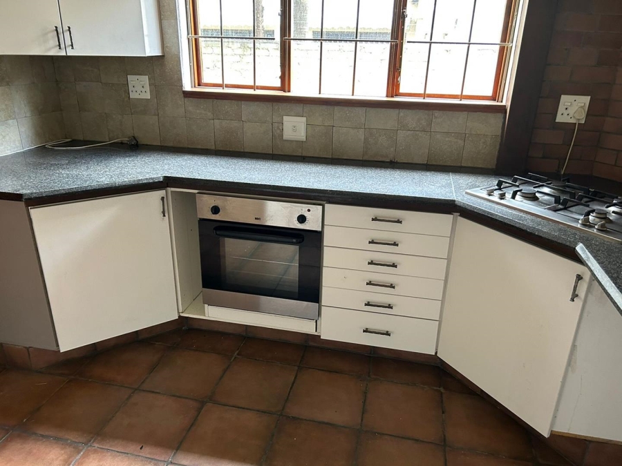 To Let 3 Bedroom Property for Rent in New Redruth Gauteng