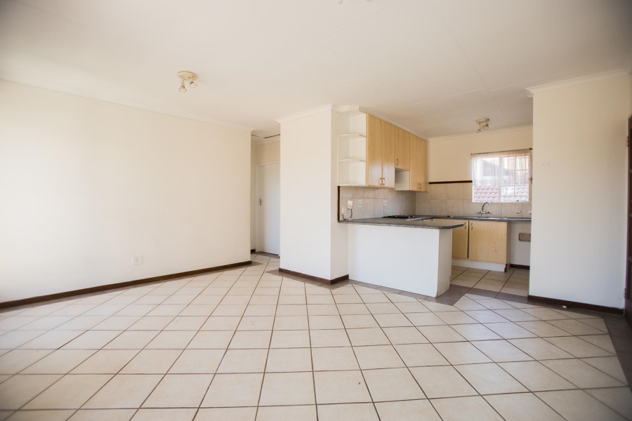 To Let 2 Bedroom Property for Rent in Olympus AH Gauteng