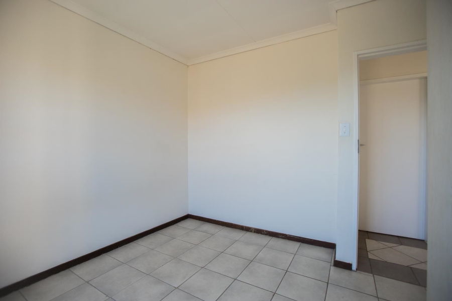 To Let 2 Bedroom Property for Rent in Olympus AH Gauteng