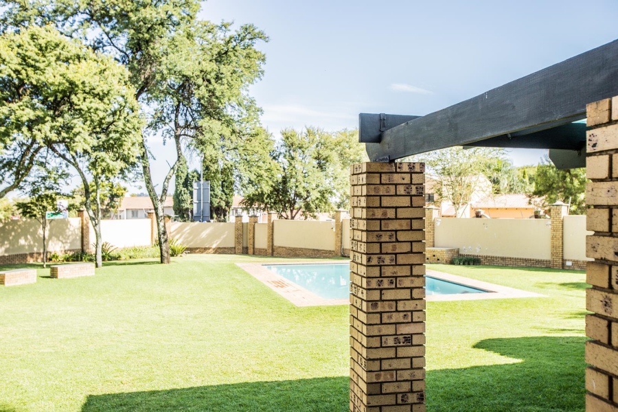 To Let 2 Bedroom Property for Rent in Olympus AH Gauteng