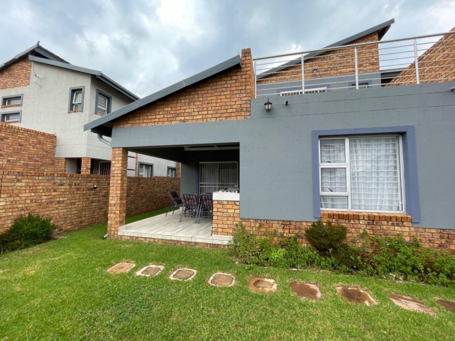 4 Bedroom Property for Sale in Pomona Gauteng