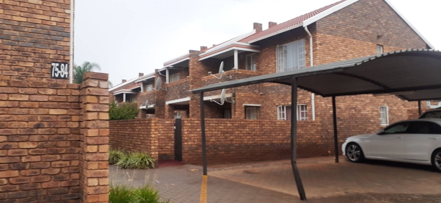 2 Bedroom Property for Sale in Clarina Gauteng