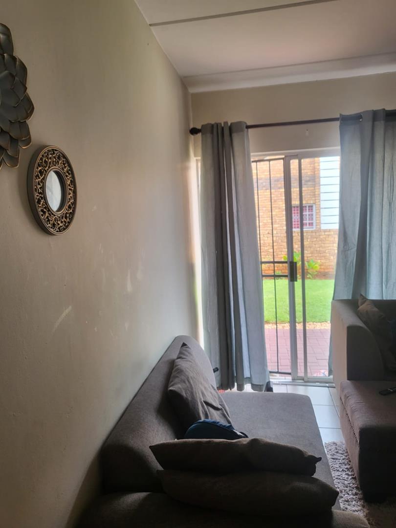 2 Bedroom Property for Sale in Clarina Gauteng