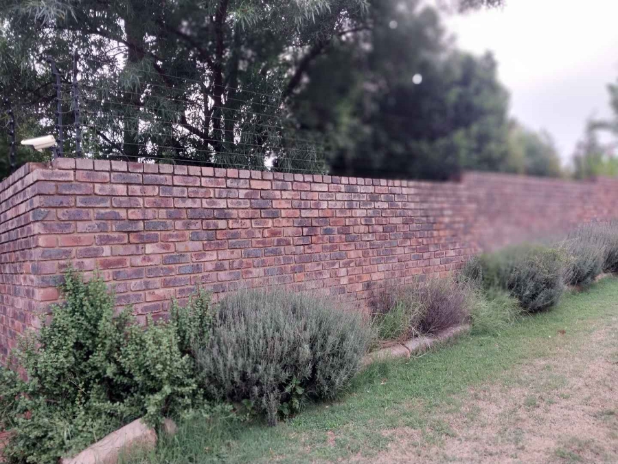 2 Bedroom Property for Sale in Silverton Gauteng