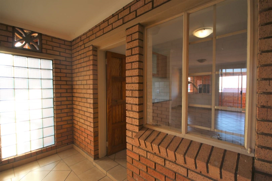 To Let 3 Bedroom Property for Rent in Hazeldean Gauteng