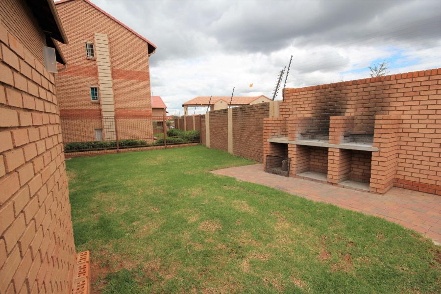 To Let 3 Bedroom Property for Rent in Hazeldean Gauteng