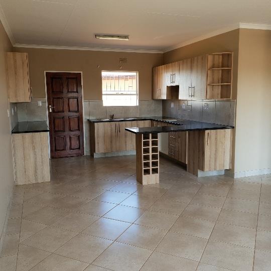 2 Bedroom Property for Sale in Kookrus Gauteng