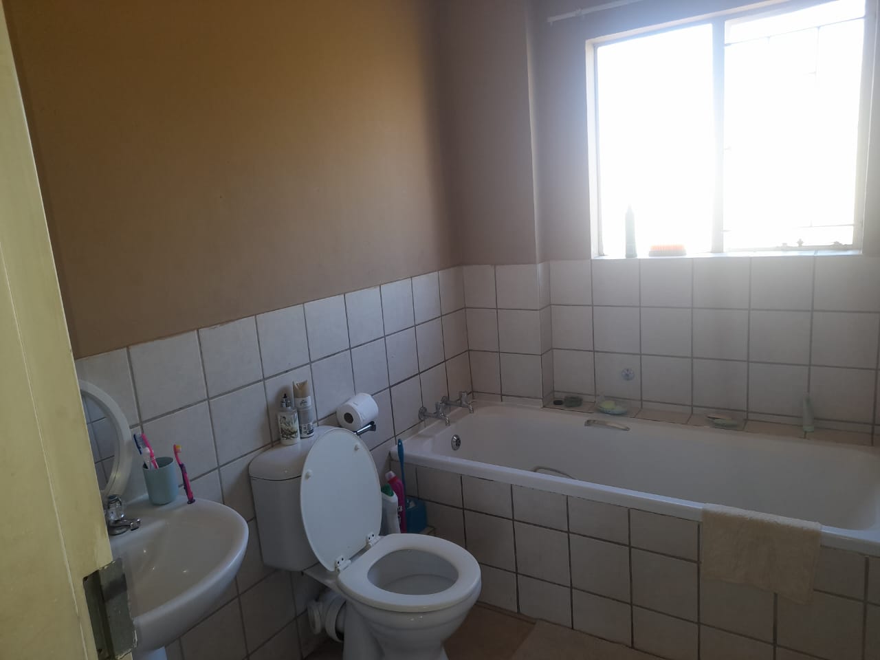 2 Bedroom Property for Sale in The Orchards Gauteng