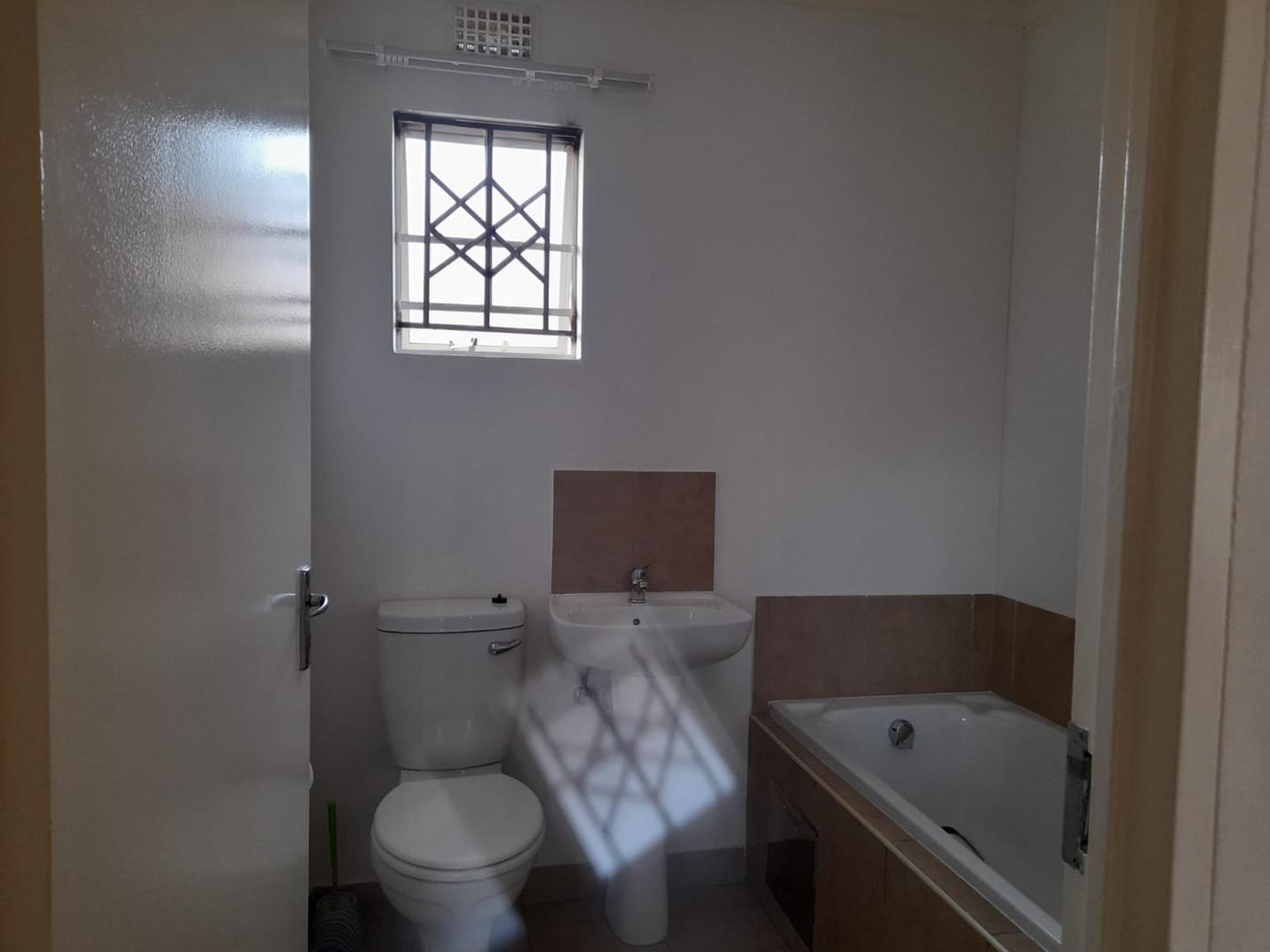 2 Bedroom Property for Sale in Savanna City Gauteng