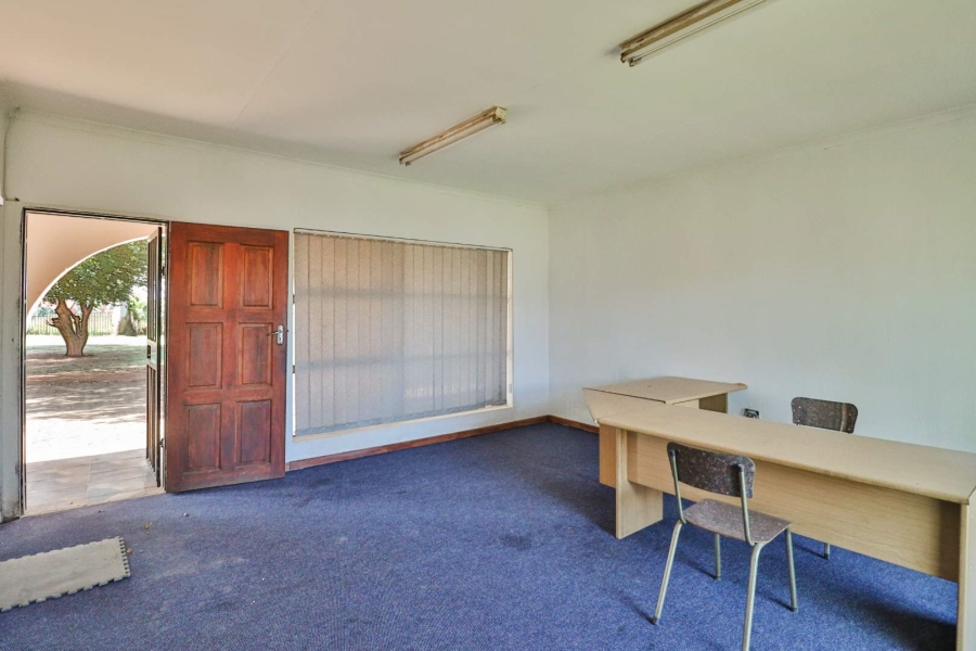 5 Bedroom Property for Sale in Bakerton Gauteng