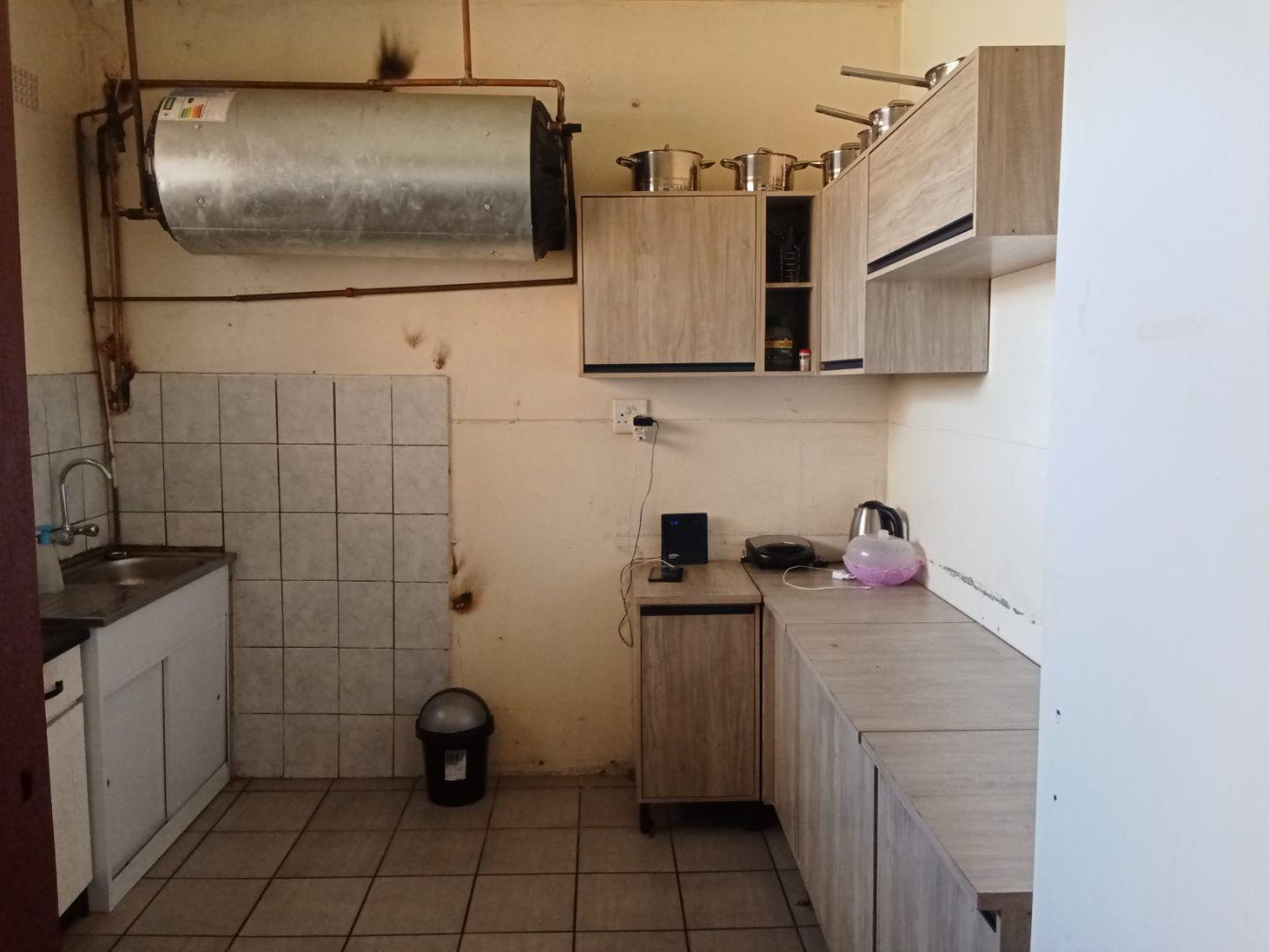 1 Bedroom Property for Sale in Kenilworth Gauteng