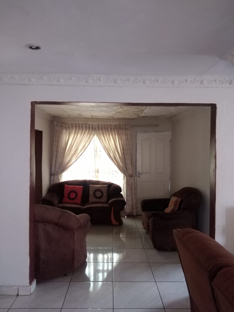 4 Bedroom Property for Sale in Vosloorus Gauteng