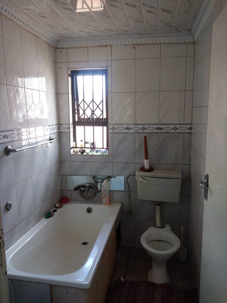 4 Bedroom Property for Sale in Vosloorus Gauteng