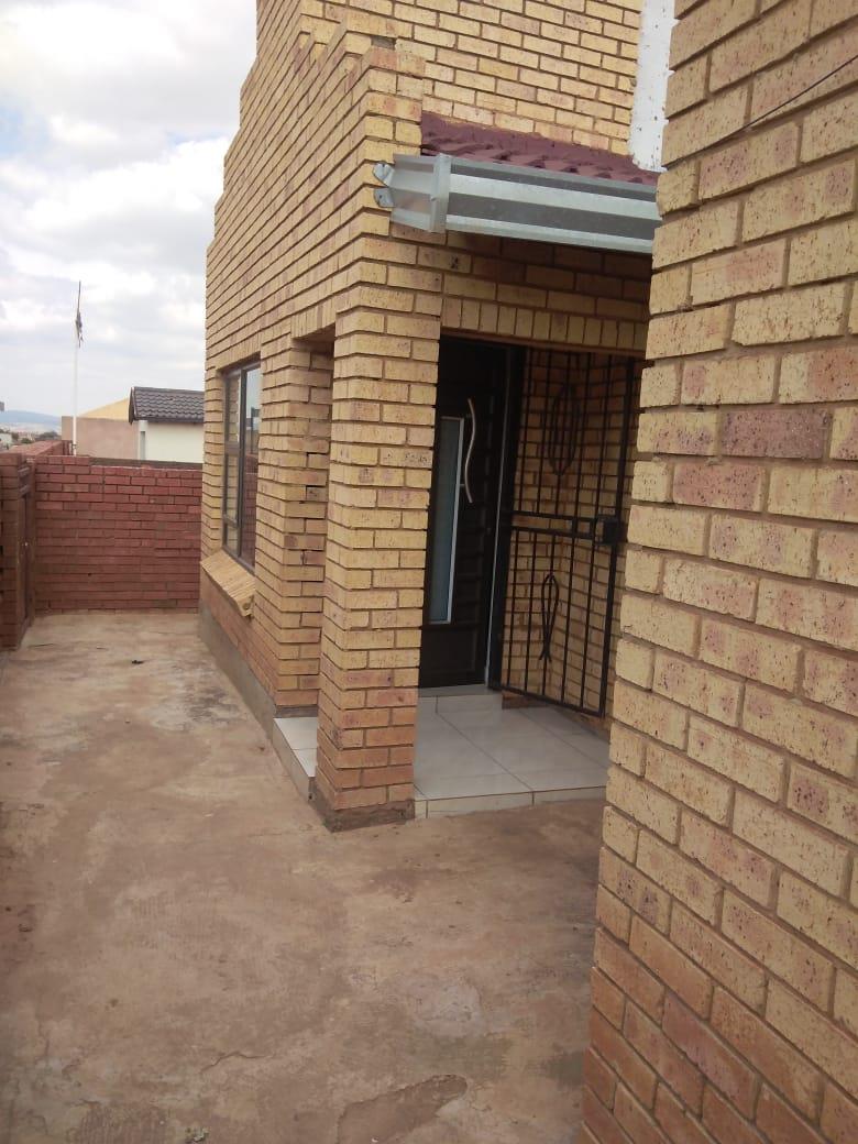 4 Bedroom Property for Sale in Vosloorus Gauteng