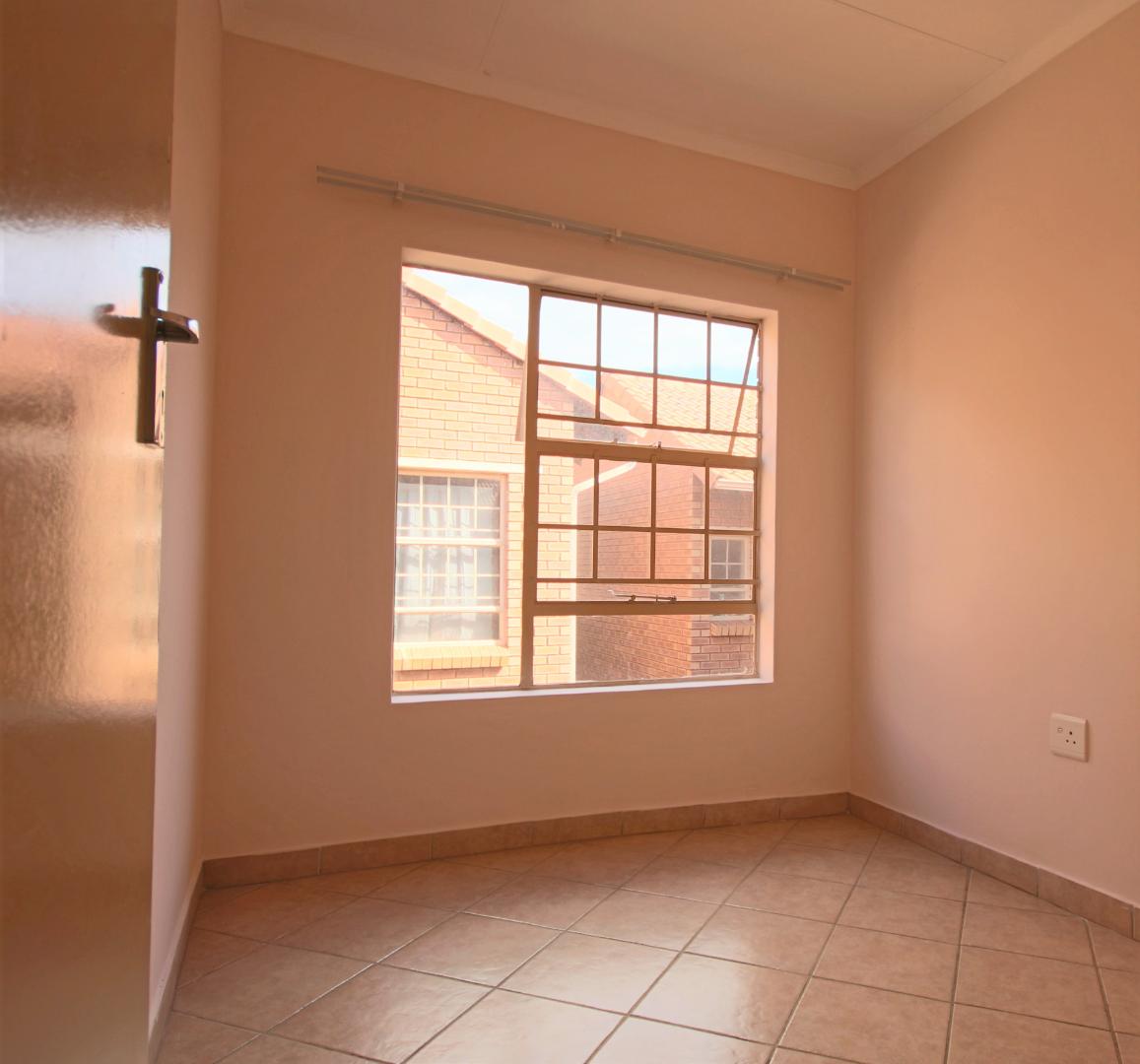 To Let 2 Bedroom Property for Rent in Hazeldean Gauteng