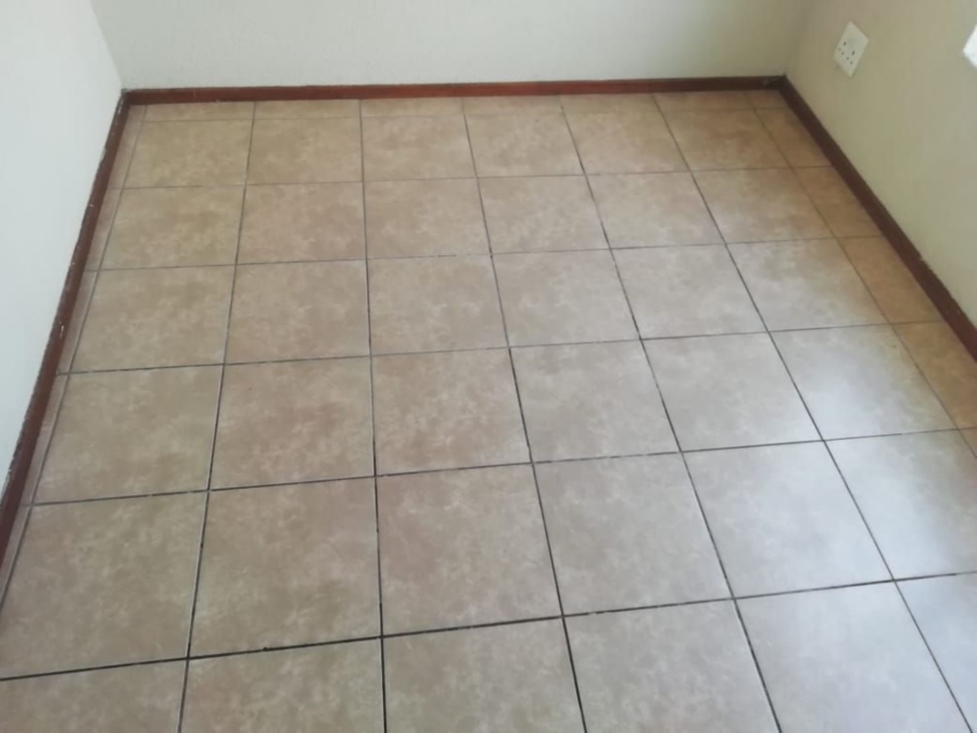 2 Bedroom Property for Sale in Kempton Park Central Gauteng