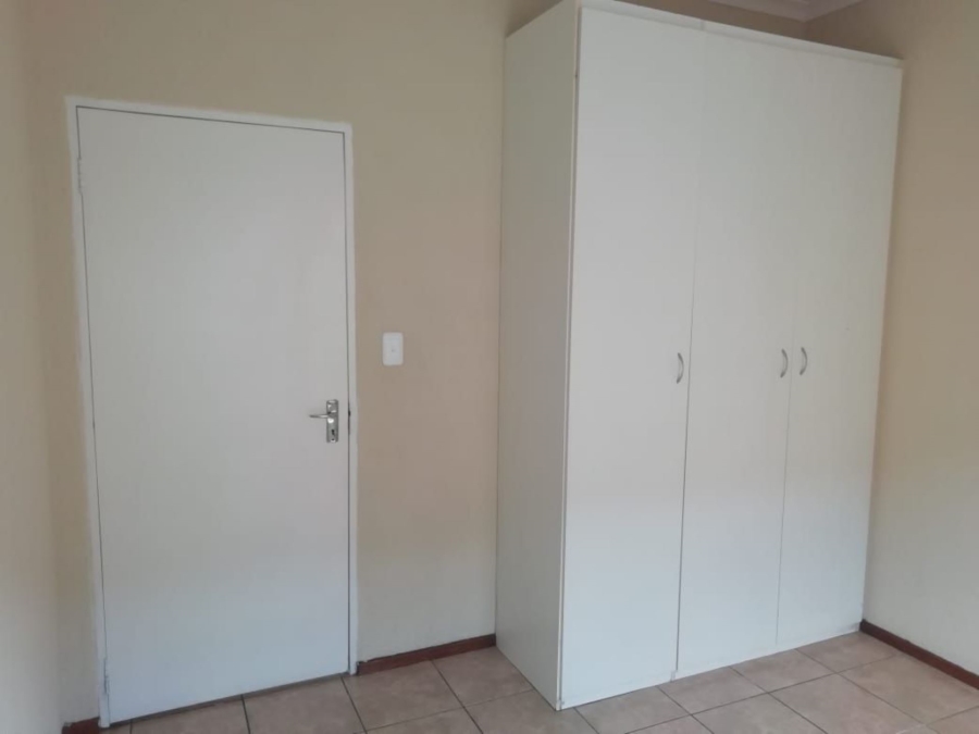 2 Bedroom Property for Sale in Kempton Park Central Gauteng