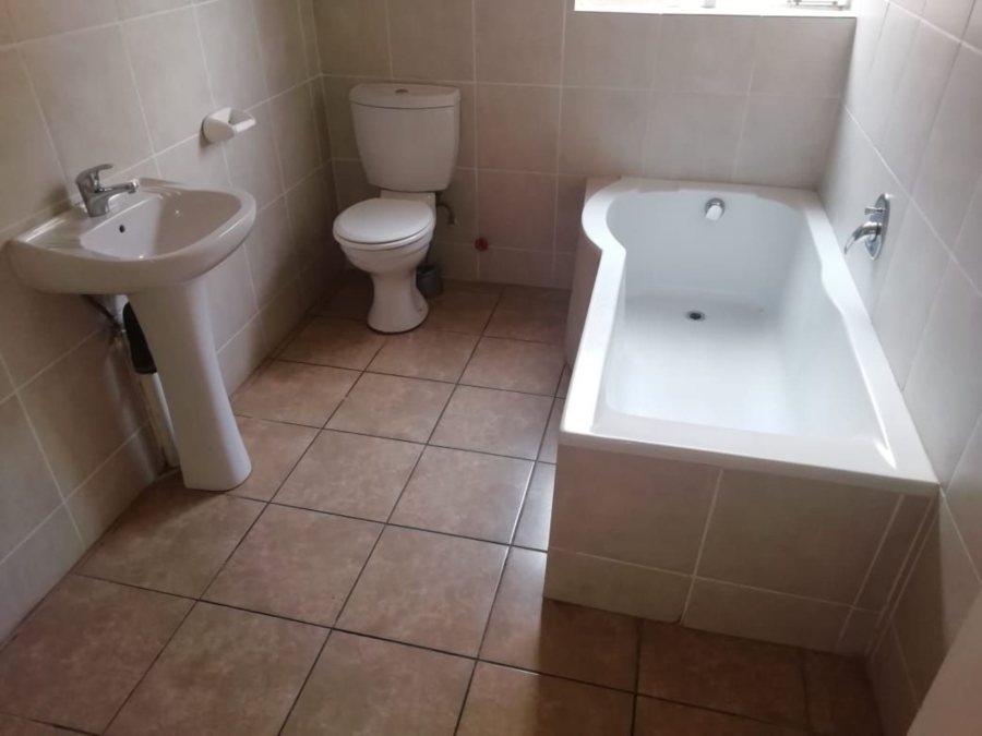 2 Bedroom Property for Sale in Kempton Park Central Gauteng