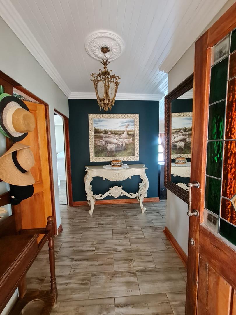 5 Bedroom Property for Sale in Vaaloewer Gauteng