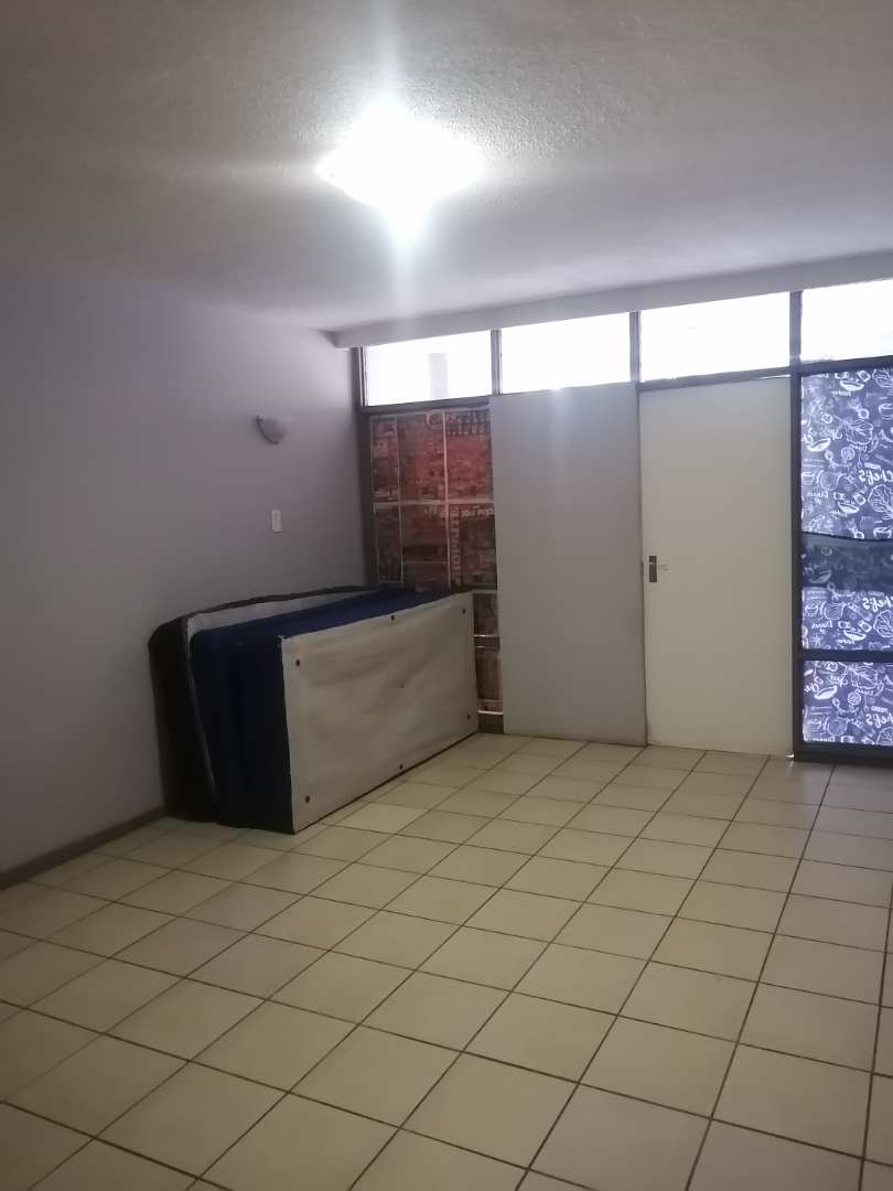 4 Bedroom Property for Sale in Sunnyside Gauteng