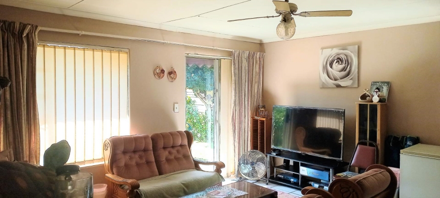 2 Bedroom Property for Sale in Doornpoort Gauteng