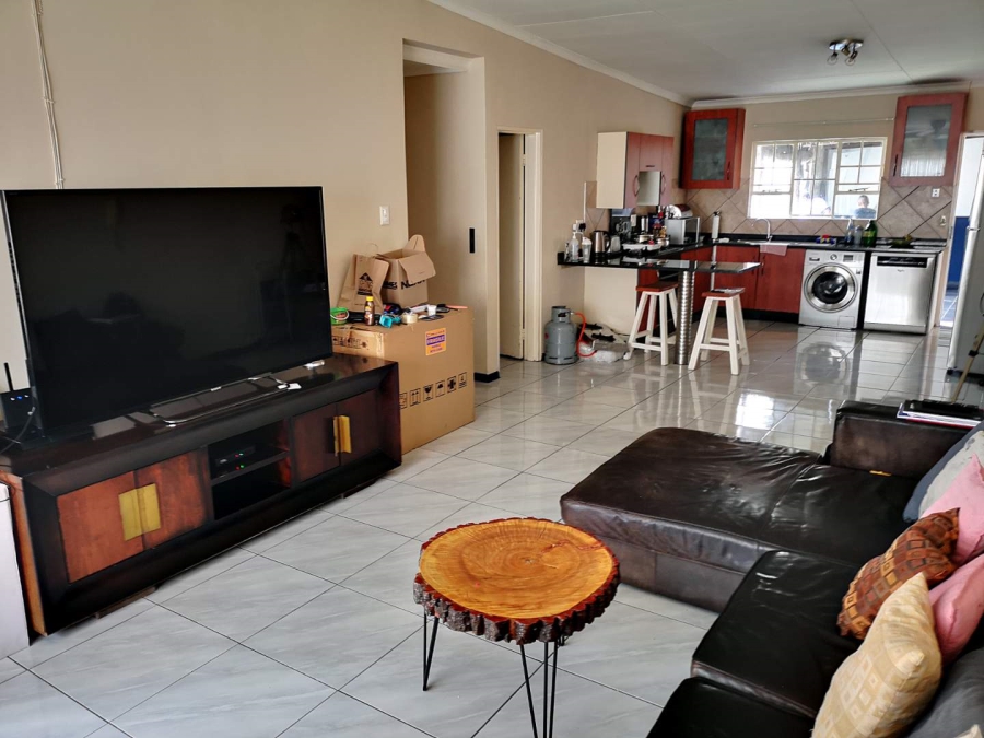 3 Bedroom Property for Sale in Liefde en Vrede Gauteng