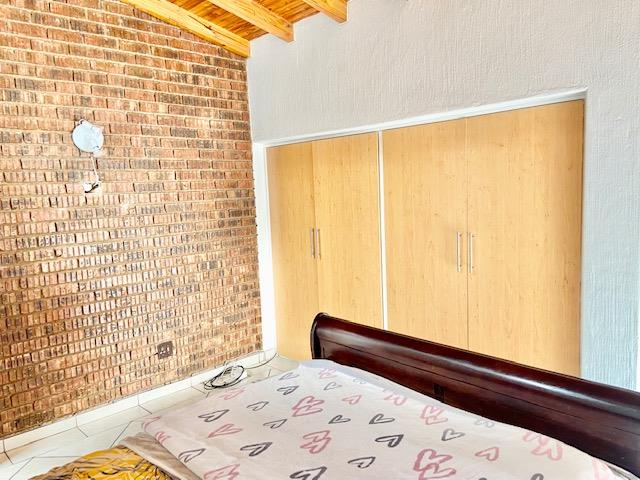 2 Bedroom Property for Sale in The Hill Gauteng