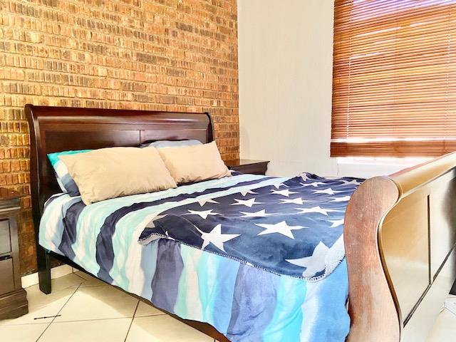 2 Bedroom Property for Sale in The Hill Gauteng