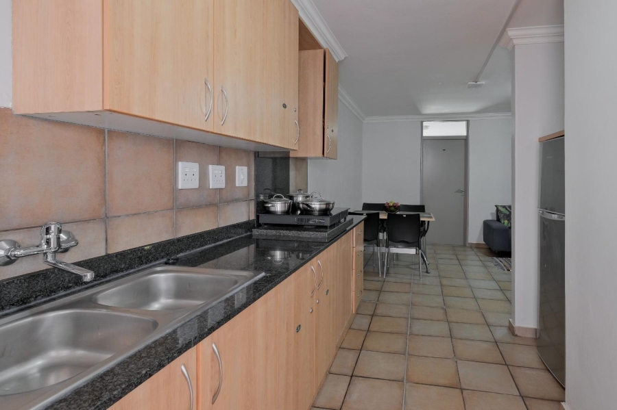 To Let 1 Bedroom Property for Rent in Sunnyside Gauteng