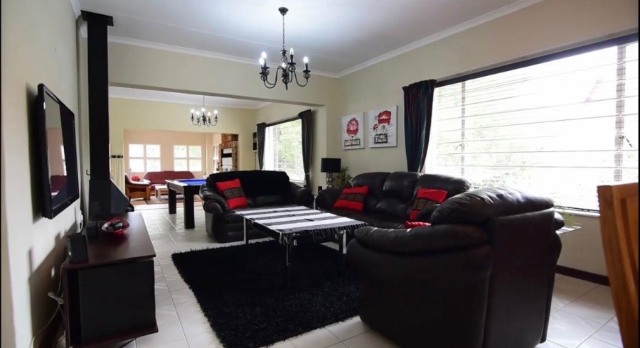 6 Bedroom Property for Sale in Weltevreden Park Gauteng