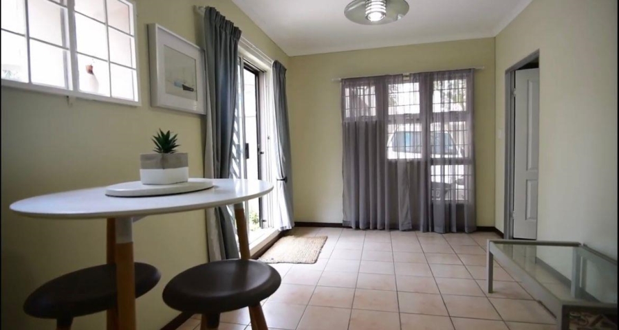 6 Bedroom Property for Sale in Weltevreden Park Gauteng