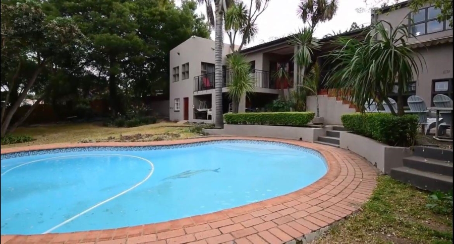 6 Bedroom Property for Sale in Weltevreden Park Gauteng