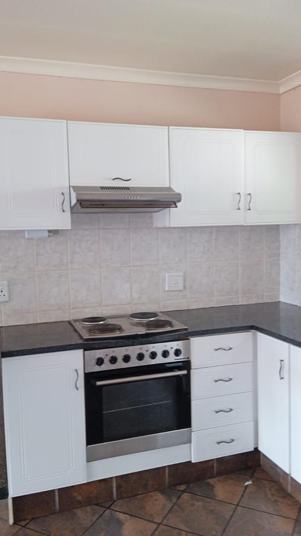 2 Bedroom Property for Sale in Windsor Gauteng