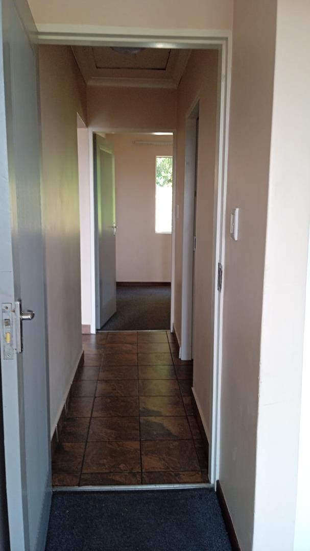 2 Bedroom Property for Sale in Windsor Gauteng