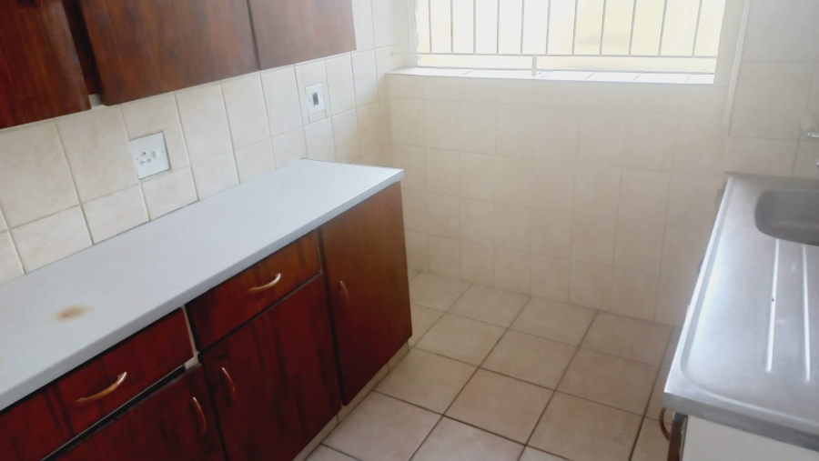 2 Bedroom Property for Sale in Rhodesfield Gauteng