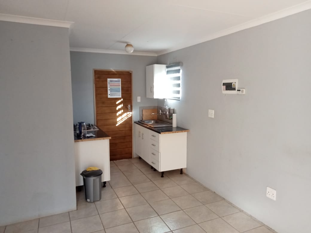 To Let 2 Bedroom Property for Rent in Sky City Gauteng