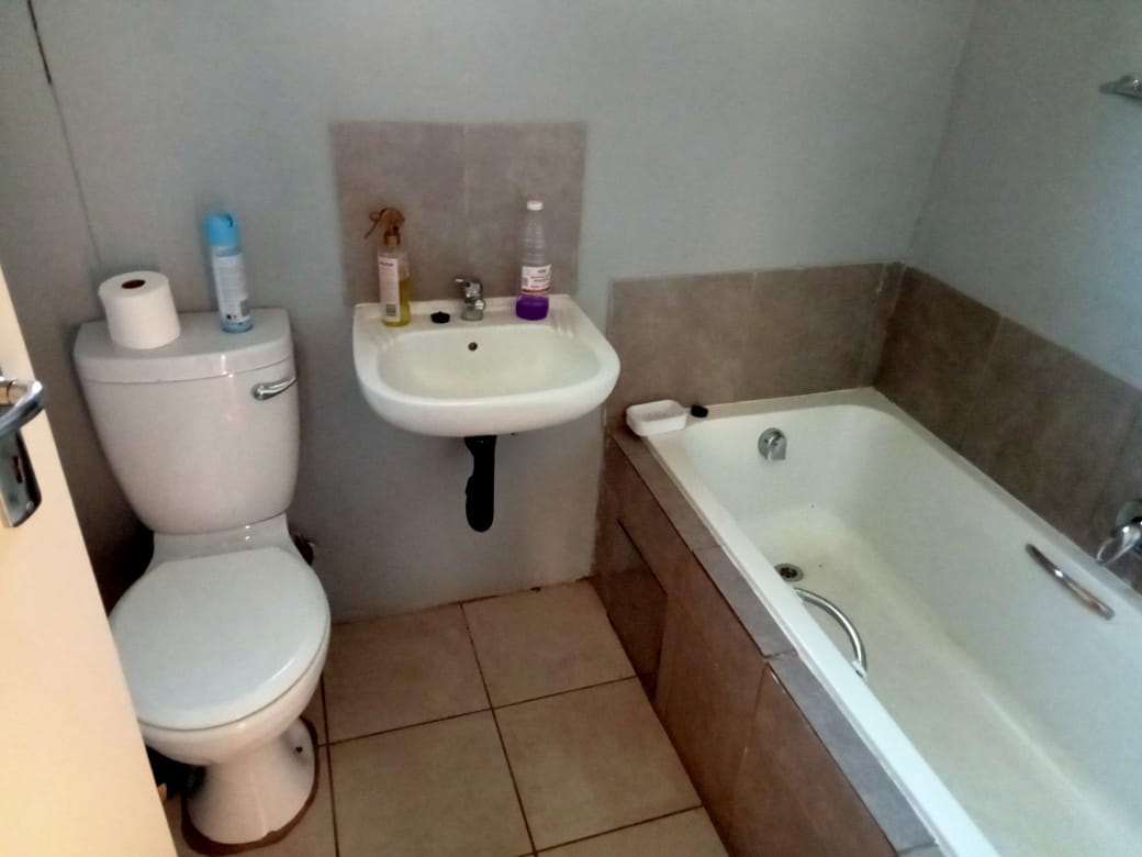 To Let 2 Bedroom Property for Rent in Sky City Gauteng