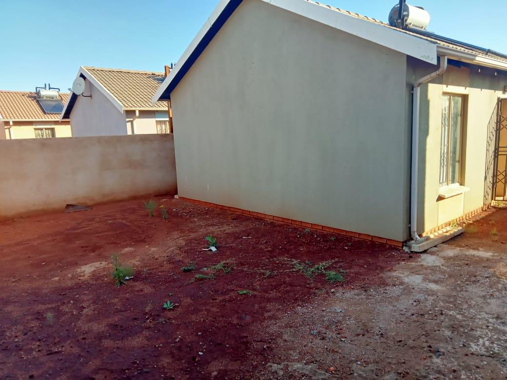 To Let 2 Bedroom Property for Rent in Sky City Gauteng