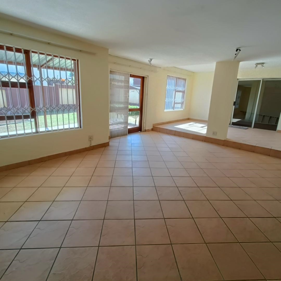 3 Bedroom Property for Sale in Clubview Gauteng