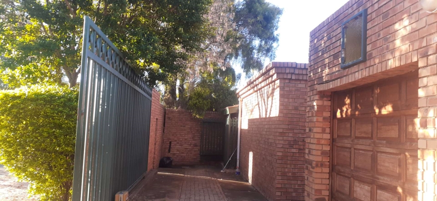 4 Bedroom Property for Sale in Montana Gauteng