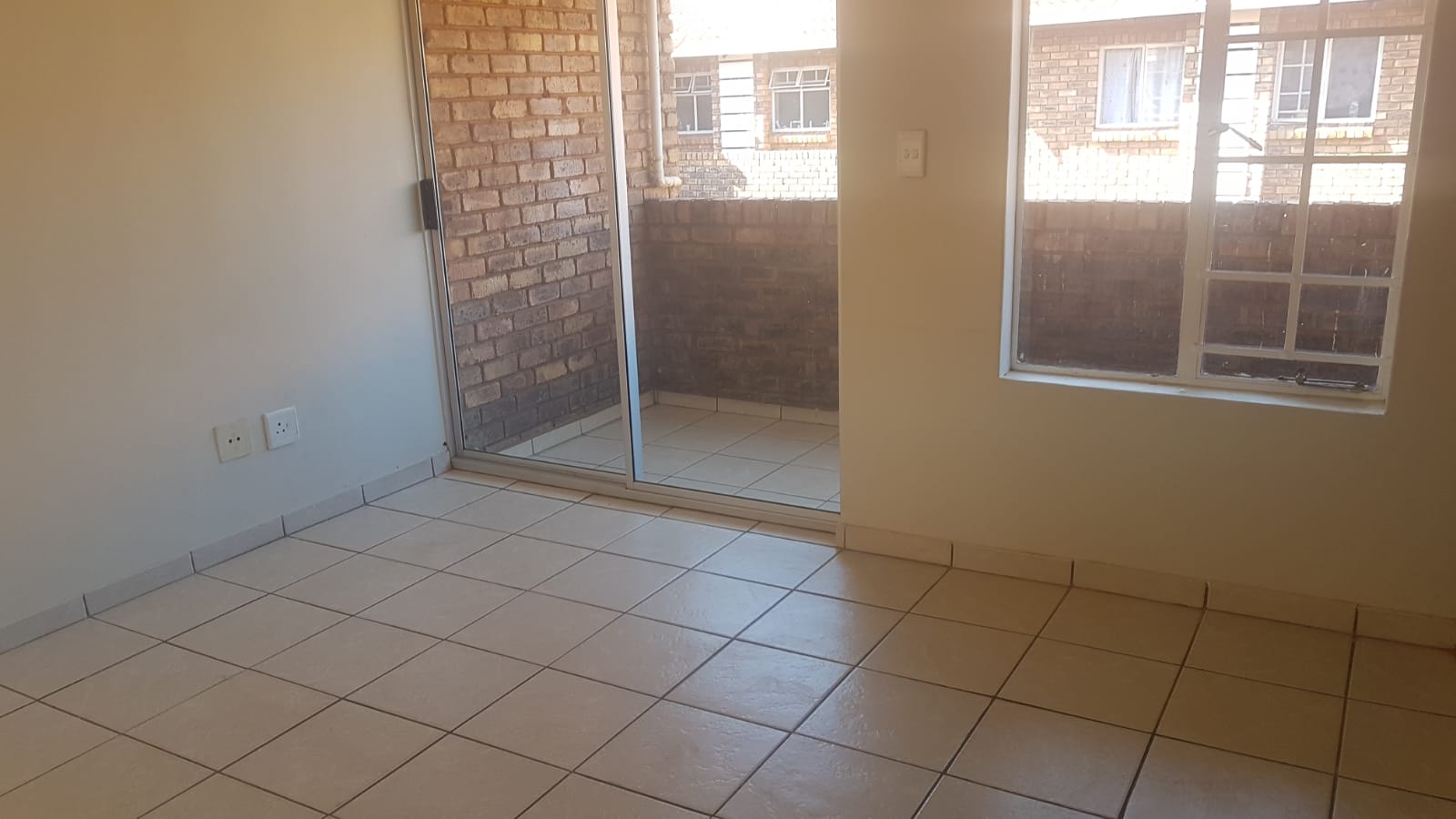 2 Bedroom Property for Sale in Eldorette Gauteng