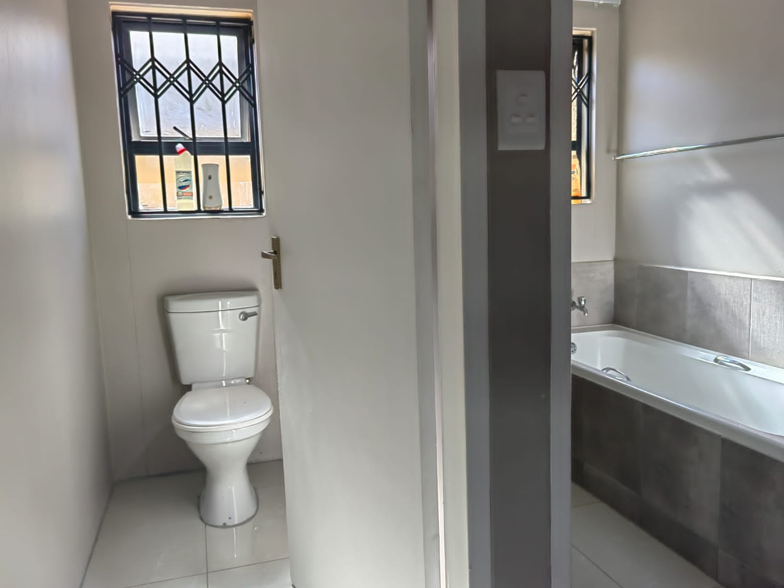 3 Bedroom Property for Sale in Clayville Gauteng